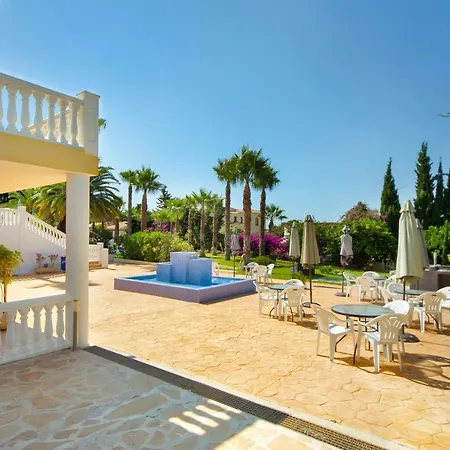 Carrio Sol - Monty's 4*