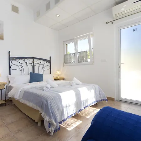 Apartman Carrio Sol - Monty's