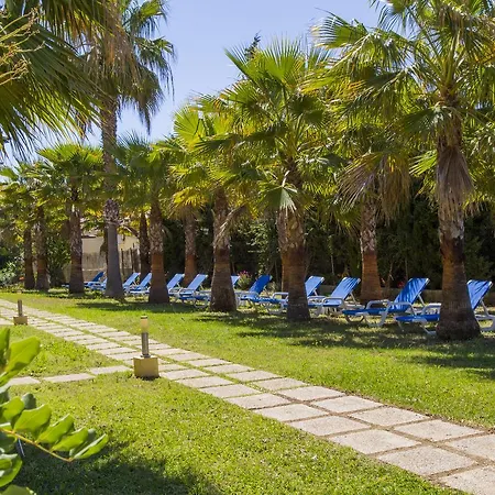 Carrio Sol - Monty's Apartman 4*