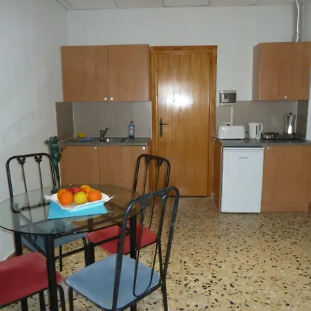 Carrio Sol - Monty's Apartman 4*