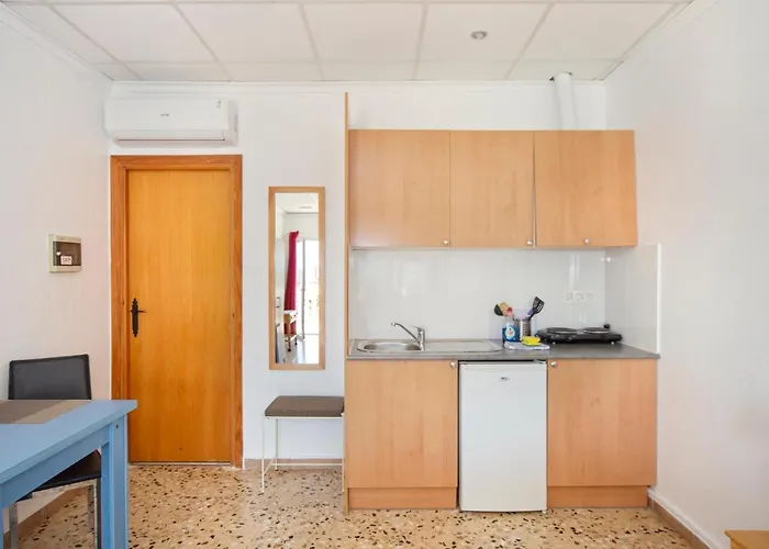 Carrio Sol - Monty's