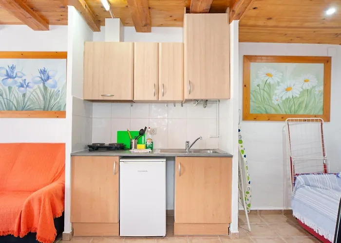 Carrio Sol - Monty's 4*