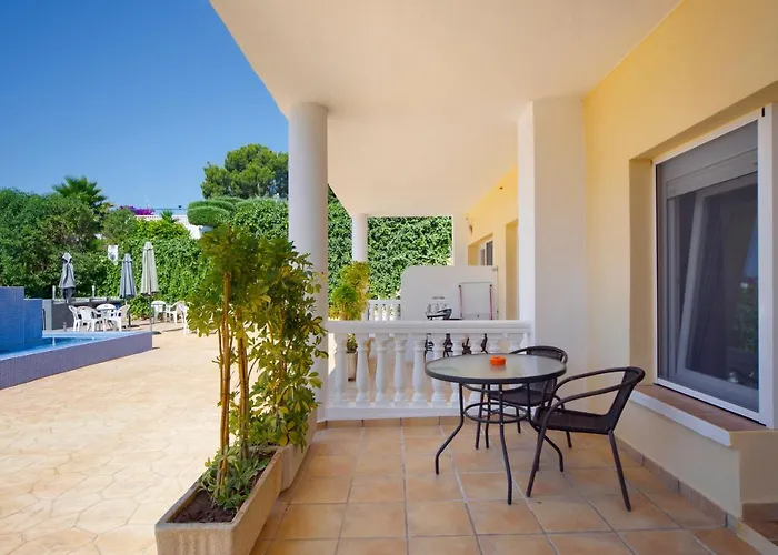 Apartman Carrio Sol - Monty's