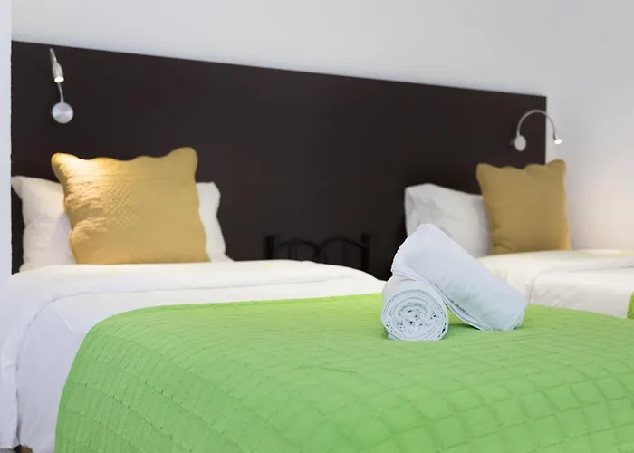 Carrio Sol - Monty's Apartman 4*