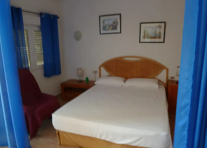 Carrio Sol - Monty's Apartamento 4*