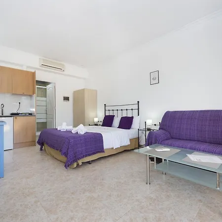 Carrio Sol - Monty's Apartmán
